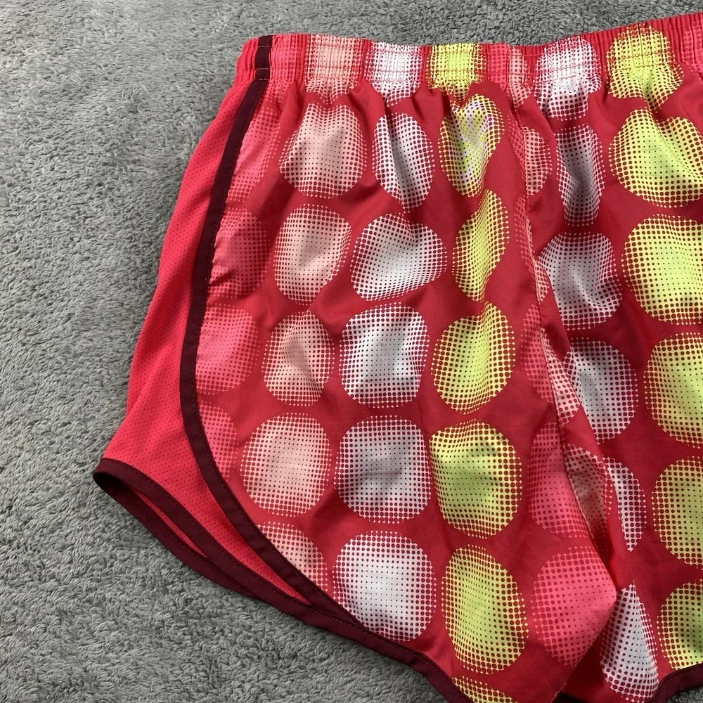 Nike Dri Fit Shorts Womens Size XS Red Circle‎ Dots Athletic